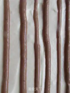 Make Chocolate Cake roll step 7