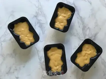 Make Bear cake step 8