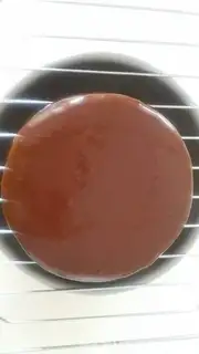 Make A sarah cake step 12