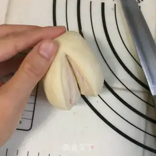 Make Fresh egg cheese ham bag step 5