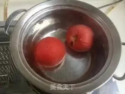 Make Tomatoes and eggs. Soup step 3