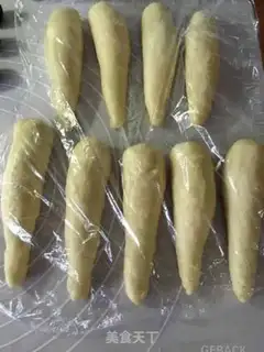 Make Pie-teach bun step 14