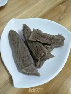 Make Fresh pepper with beef step 1