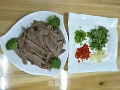 Make Fresh pepper with beef step 2