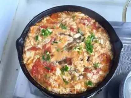 Make Tomatoes and eggs. Soup step 17
