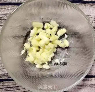 Make A garlic chicken steak step 1