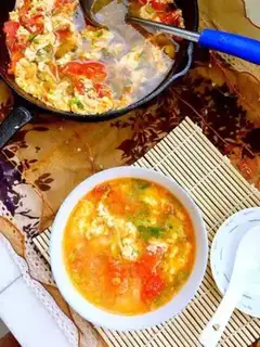 Make Tomatoes and eggs. Soup step 19