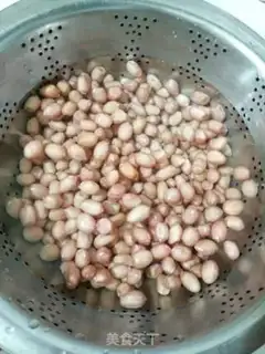 Make Homemade peanut butter step 1