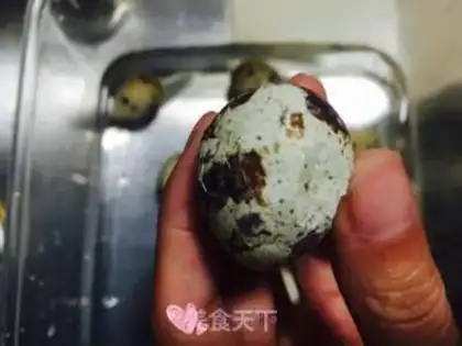 Make Five quail eggs step 1