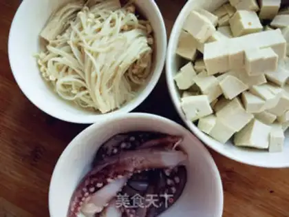 Make Seafood and soup step 1