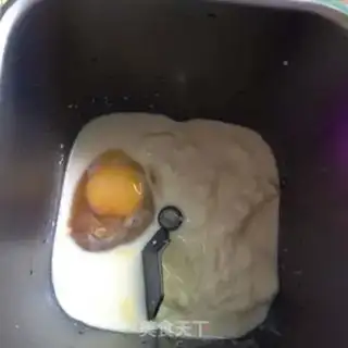 Make Double-berries milk hand tore step 0