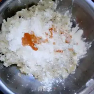 Make Salmon gravy and sweet potato rice cake step 3