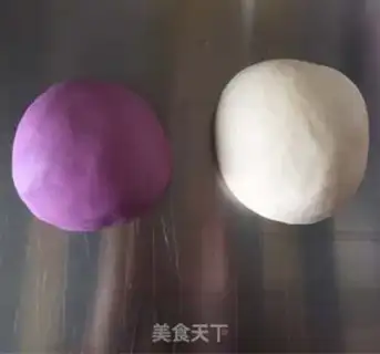 Make Potato-coloured buns step 6