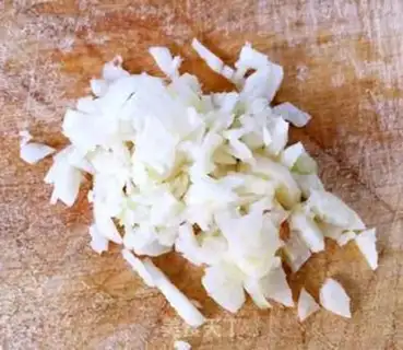 Make Garlic fried crickets step 2