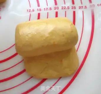 Make Pumpkin brick toast step 7