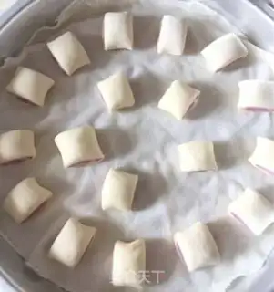 Make Potato-coloured buns step 12