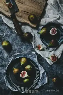 Make A fig salad step 1