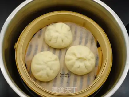 Make Onion buns step 8