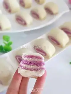 Make Potato-coloured buns step 16