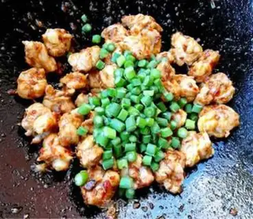 Make Garlic fried crickets step 8