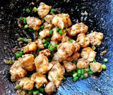 Make Garlic fried crickets step 9