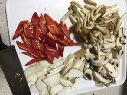 Make Black pepper trim step 0