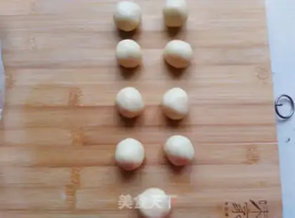 Make Milking lamb cookies step 7