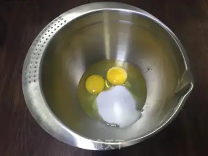 Make Three-sand Madeline cake step 1