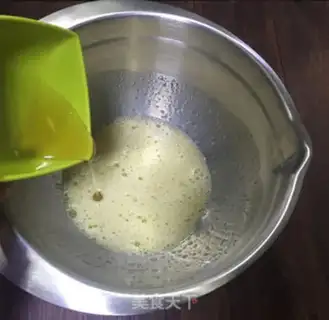 Make Three-sand Madeline cake step 2