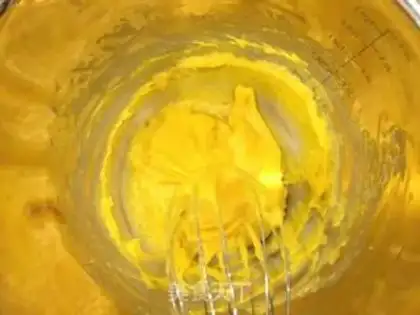 Make Swan puff cake step 2