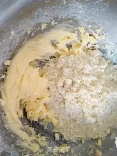 Make The fig pie step 5