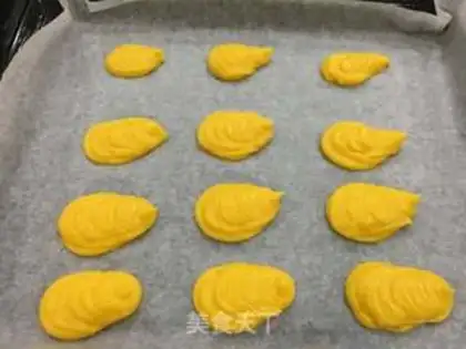 Make Swan puff cake step 5