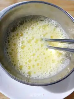 Make Potato steamed eggs step 1