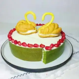 Make Swan puff cake step 20