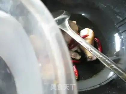 Make The water burns the chicken wings step 3