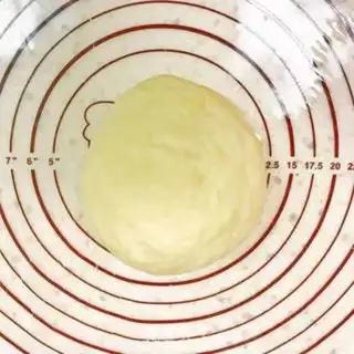 Make Lotus roll step 1
