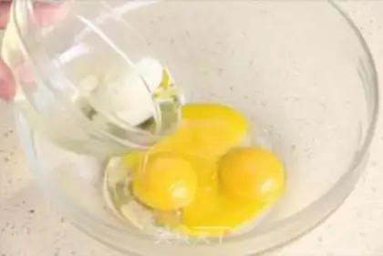 Make Delicious birthday cake step 1