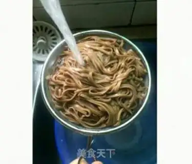Make The cabbage and the pasta step 4