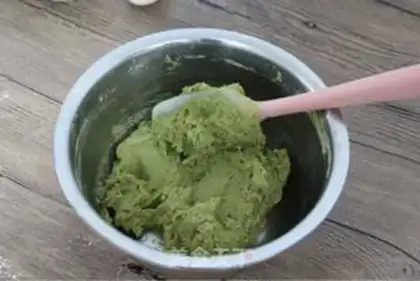 Make Soft fragrance with cranberry cookies step 4