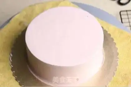 Make Delicious birthday cake step 20