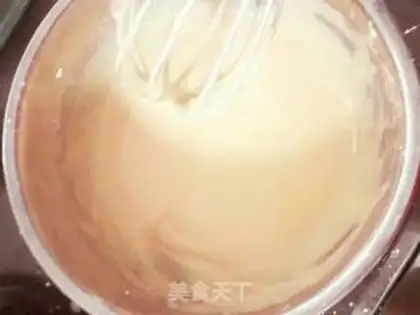 Make Old cream cake step 1