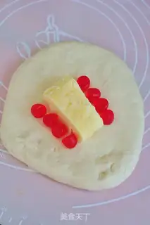 Make The candy bun step 4