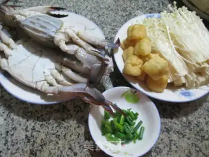 Make Crabs boiled with tofu step 0