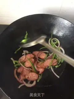 Make Tomato sausage pasta step 11
