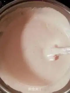 Make Old cream cake step 5