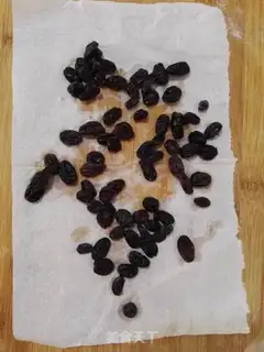 Make Black gallon pumpkin bag step 9