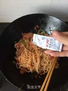 Make Tomato sausage pasta step 14