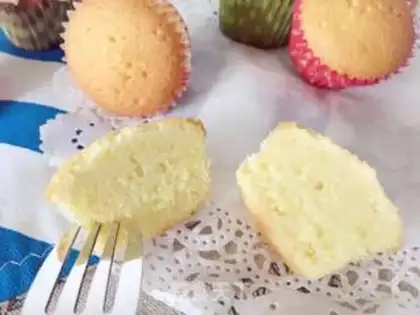 Make Butter cupcakes step 9