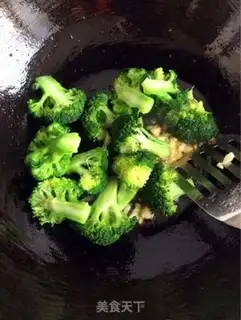 Make Shrimp balls with broccoli step 6
