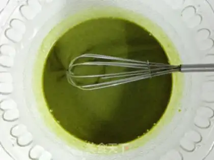 Make Tea and cream cake rolls step 1